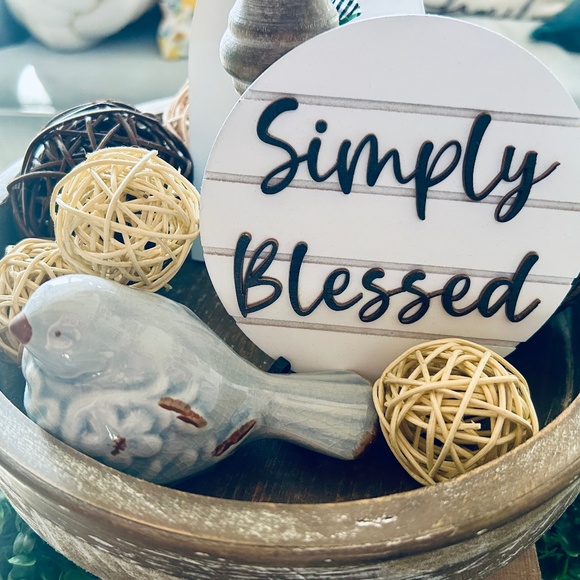 Meet your Posher, Lindsey - Picture 1 of 1